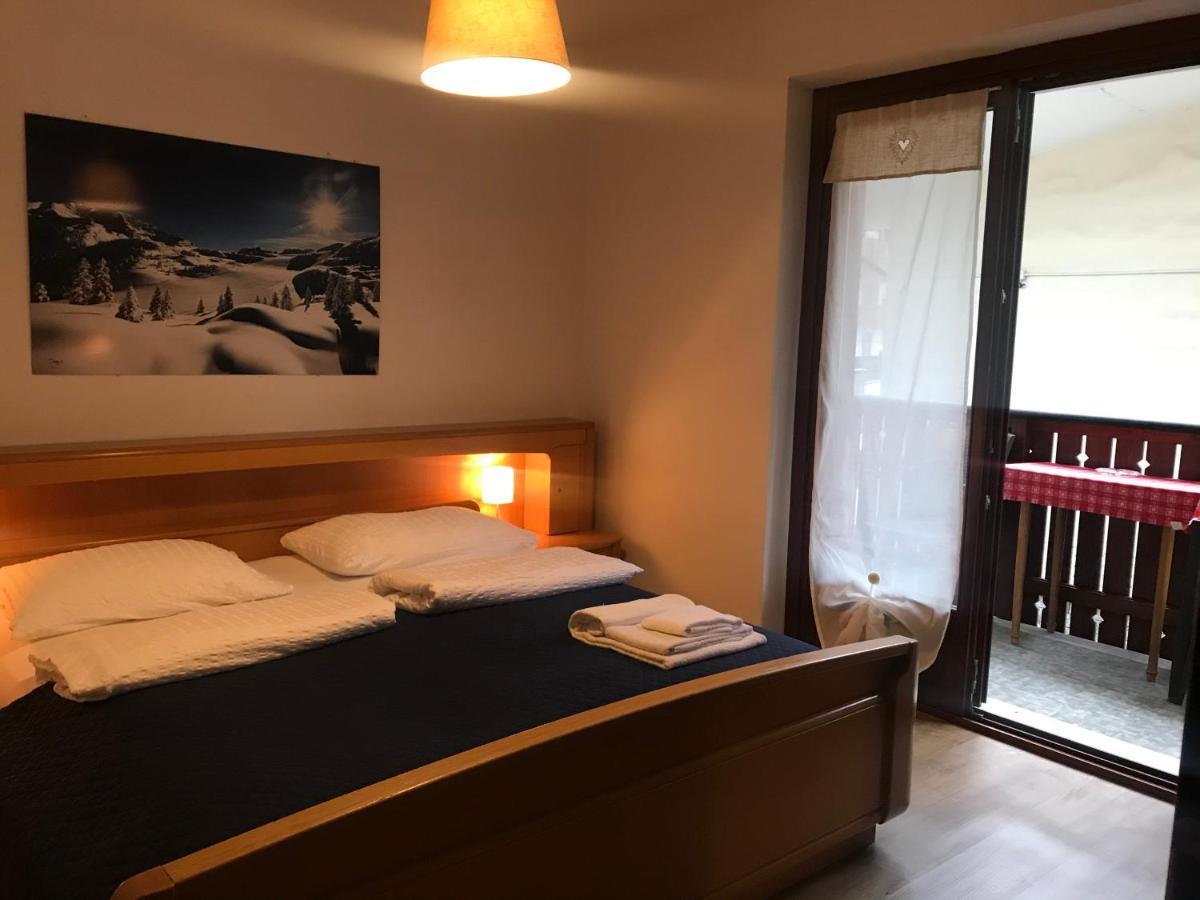 Residence Alpen Casavacanze ピンツォーロ エクステリア 写真